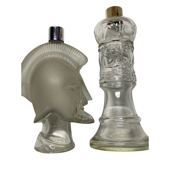 AVON Spartan Head Helmet w/Hai Karate After Shave Chess Clear Bottle Vintage - Picture 7 of 9
